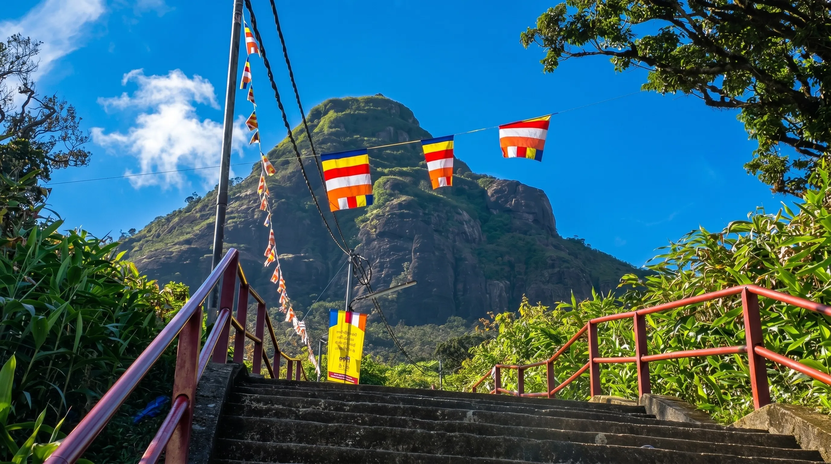 Day 4 - Adam's Peak (Part 2 - Summit Climb)